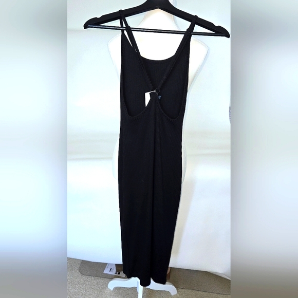 NEW FRENCH CONNECTION RIBBED BLACK DRESS. Bloomingdale's exclusive Size Xs - Picture 2 of 7